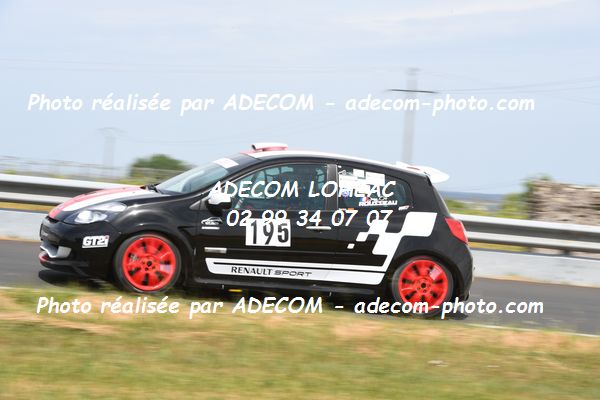 http://v2.adecom-photo.com/images//6.COURSE DE COTE/2022/5_LA_POMMERAYE_2022/ROUSSEAU_Jimmy/79A_5186.JPG